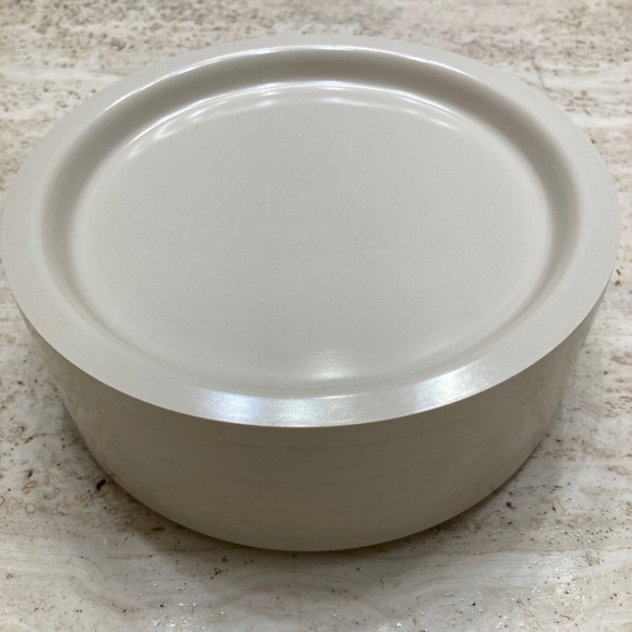 Kasen Other - Mid Century Modern Kasen Dishes Set of 8 Peter Pan Kasen melamine 8" plates